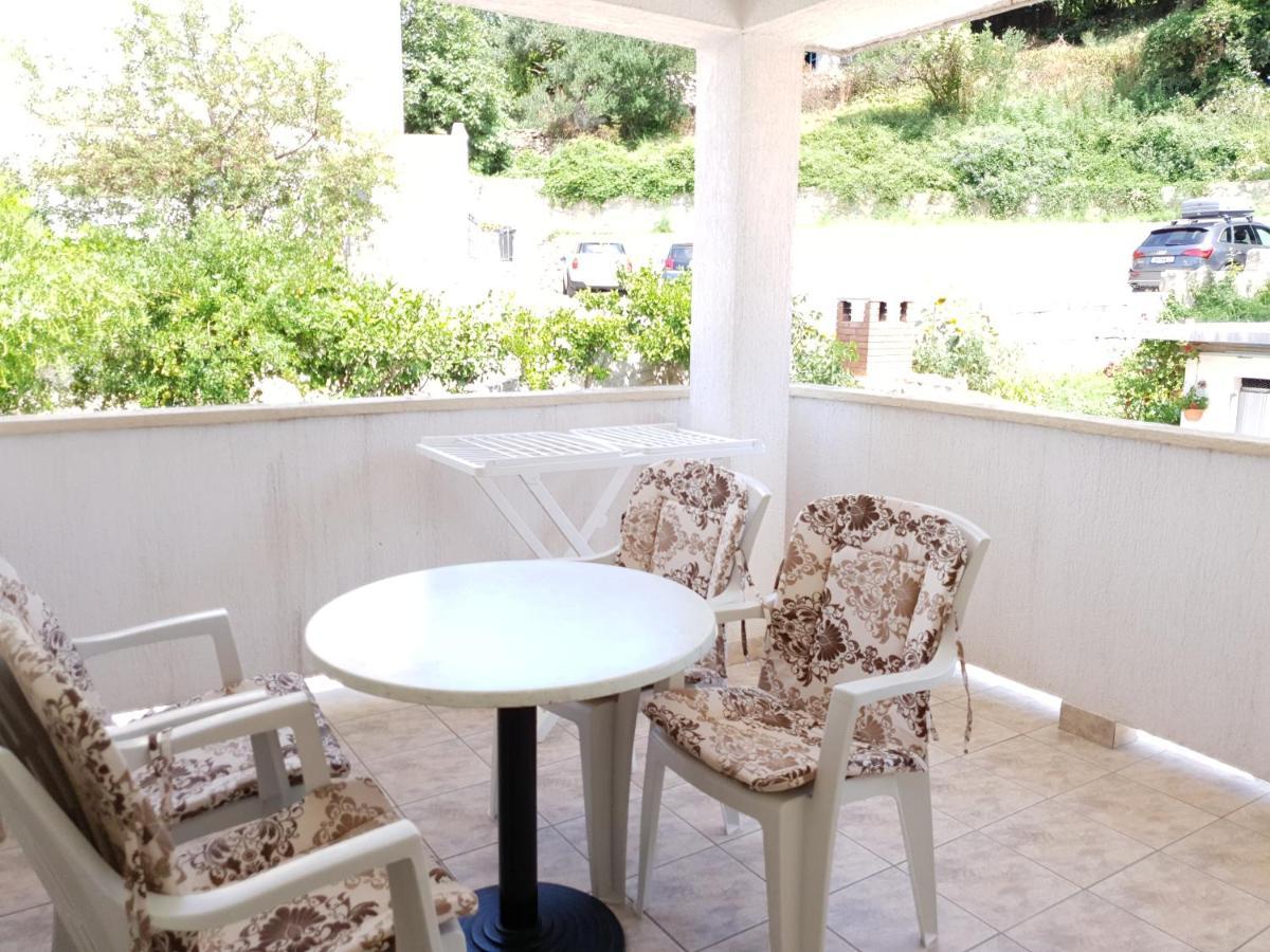 Apartmani I Sobe Jusic Rab Town Exterior photo